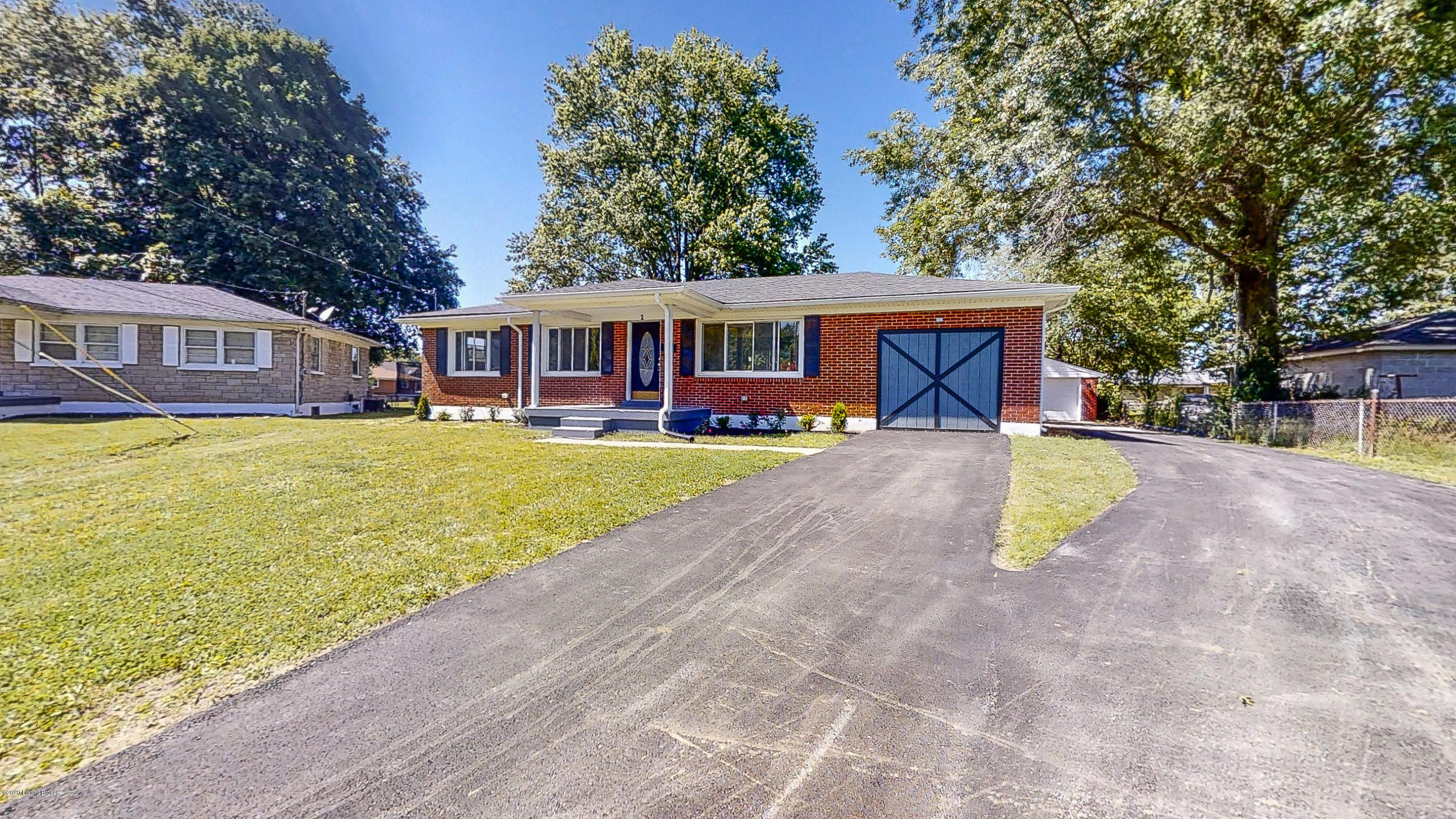 2 Cillia Road Louisville, KY 40216 - Photo 1 of 24 10020 Crooked Oak Way-6