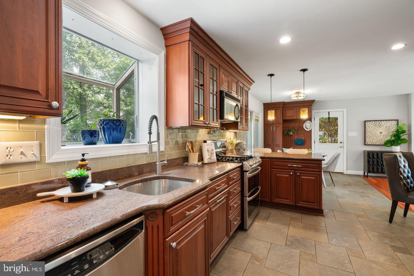9202 Setter Place Springfield, VA 22153 - Photo 25 of 55 Gallery Image 25