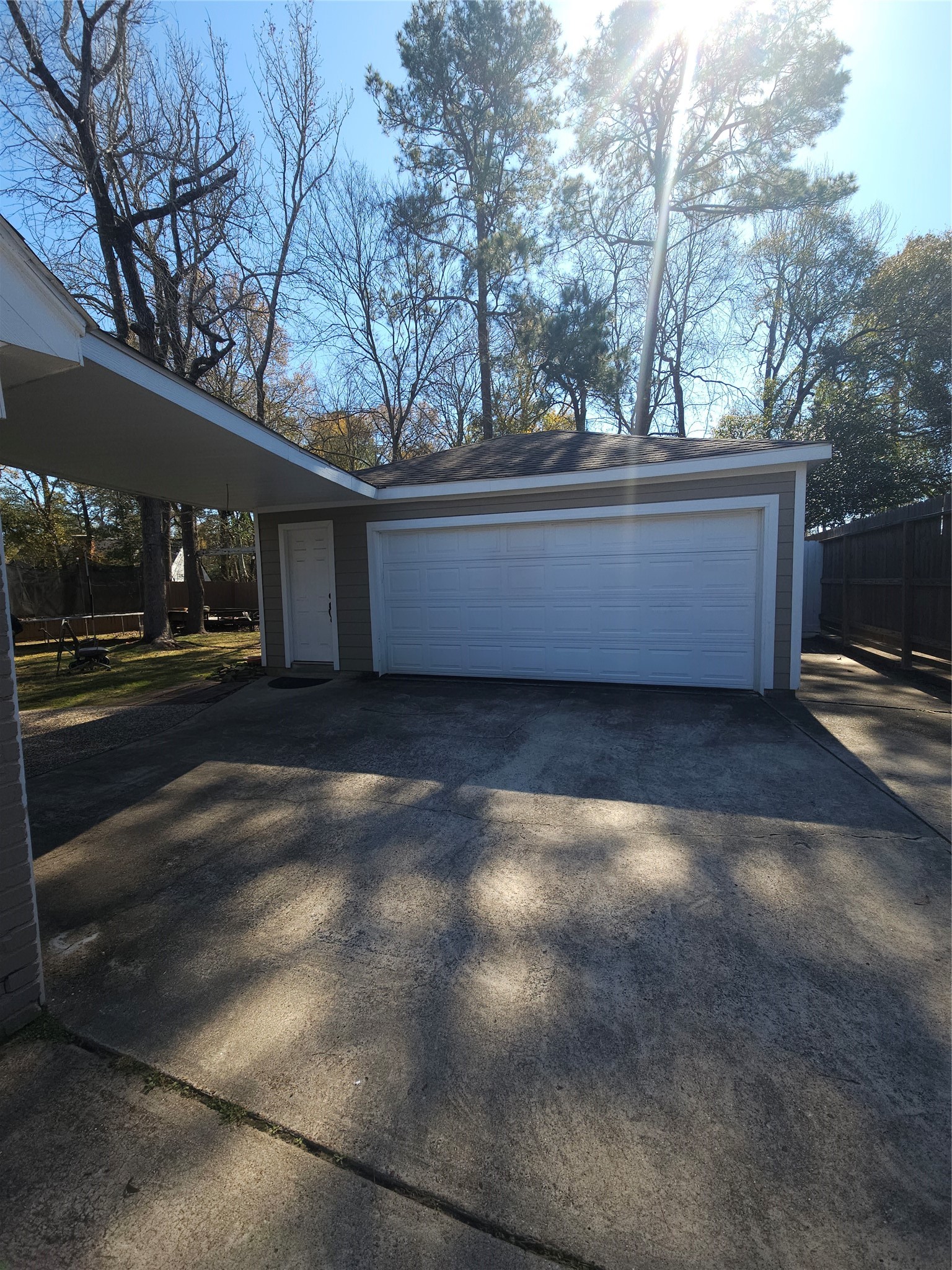 544 Brandon Road Conroe, TX 77302 - Photo 9 of 16 a view of parking area