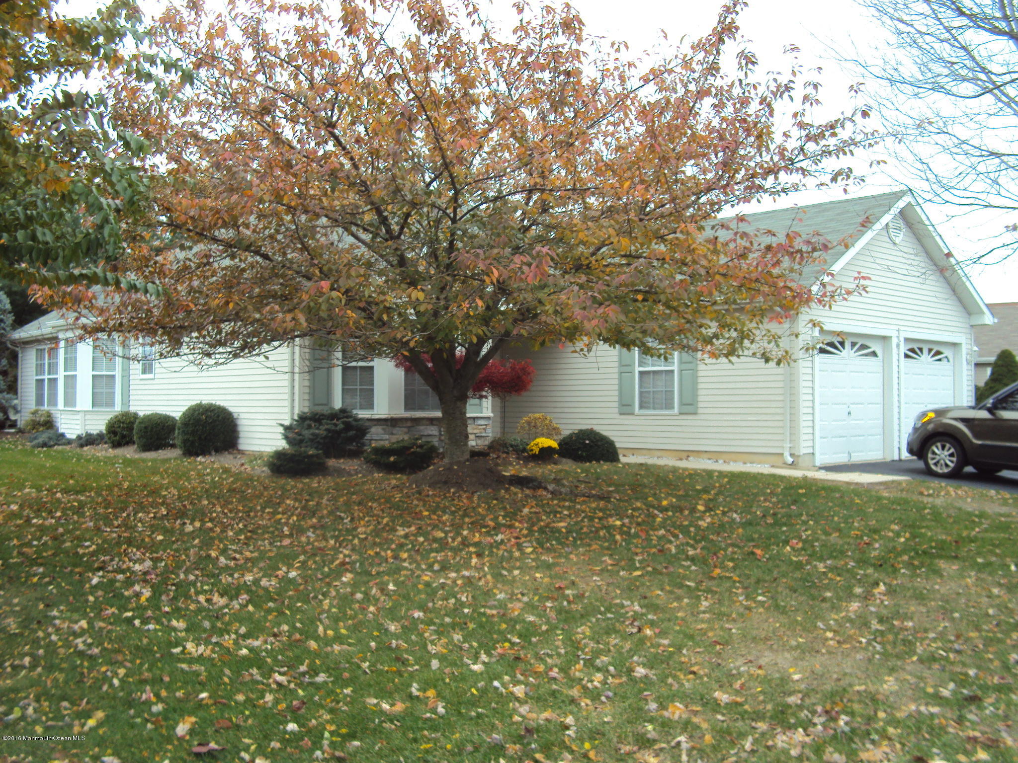 99 Clear Lake Road Whiting, NJ 08759 - Photo 2 of 27 DSC05647
