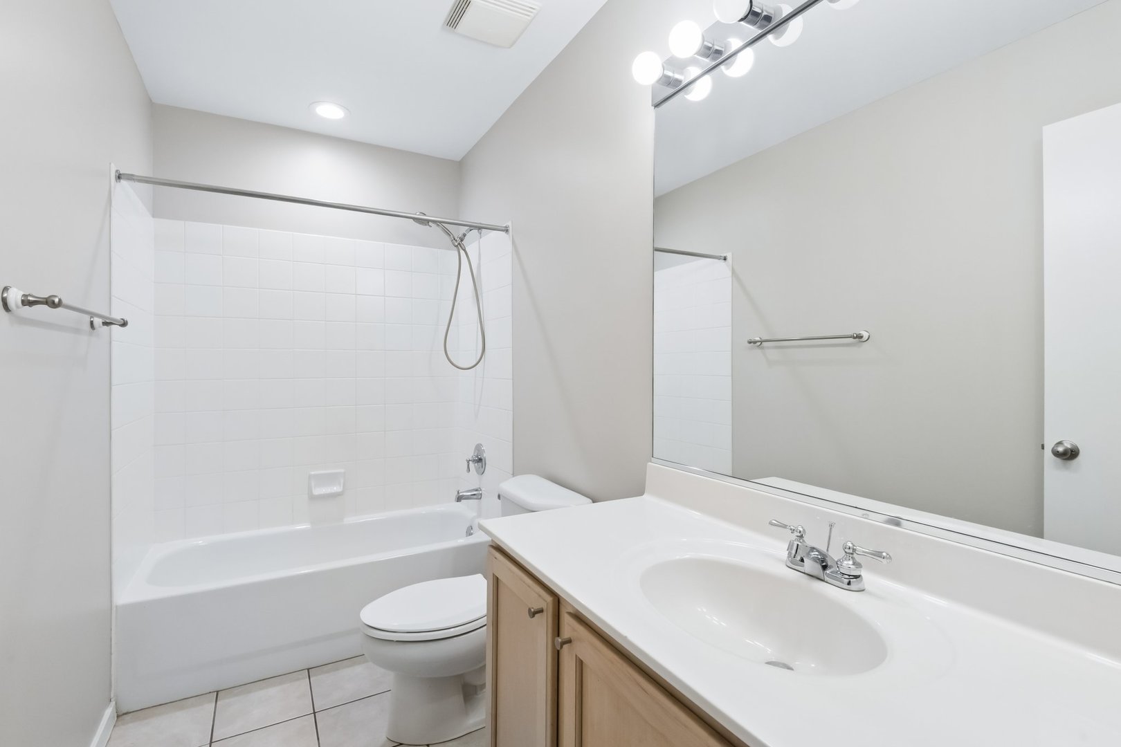 360 West Illinois Street, Unit 5F Chicago, IL 60654 - Photo 29 of 36 a bathroom with a sink a toilet and shower