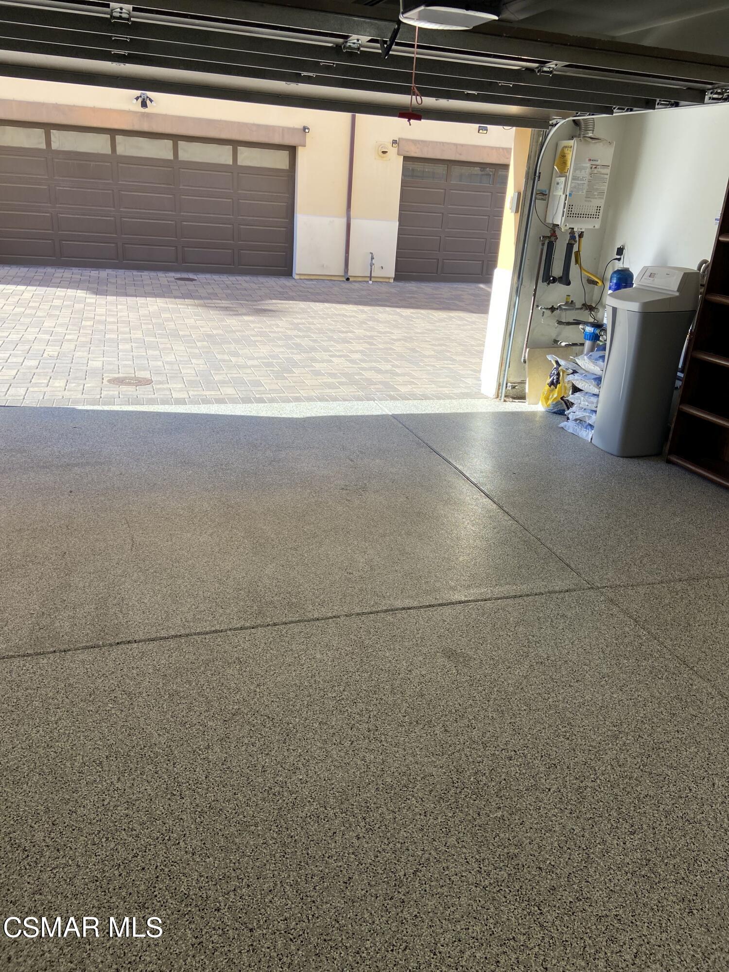 5109 West Wooley Road Oxnard, CA 93035 - Photo 11 of 12 a view of washer and dryer