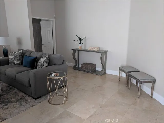 $4,500 | 43695 Cll Las Brisas West, Palm Desert, CA 92211