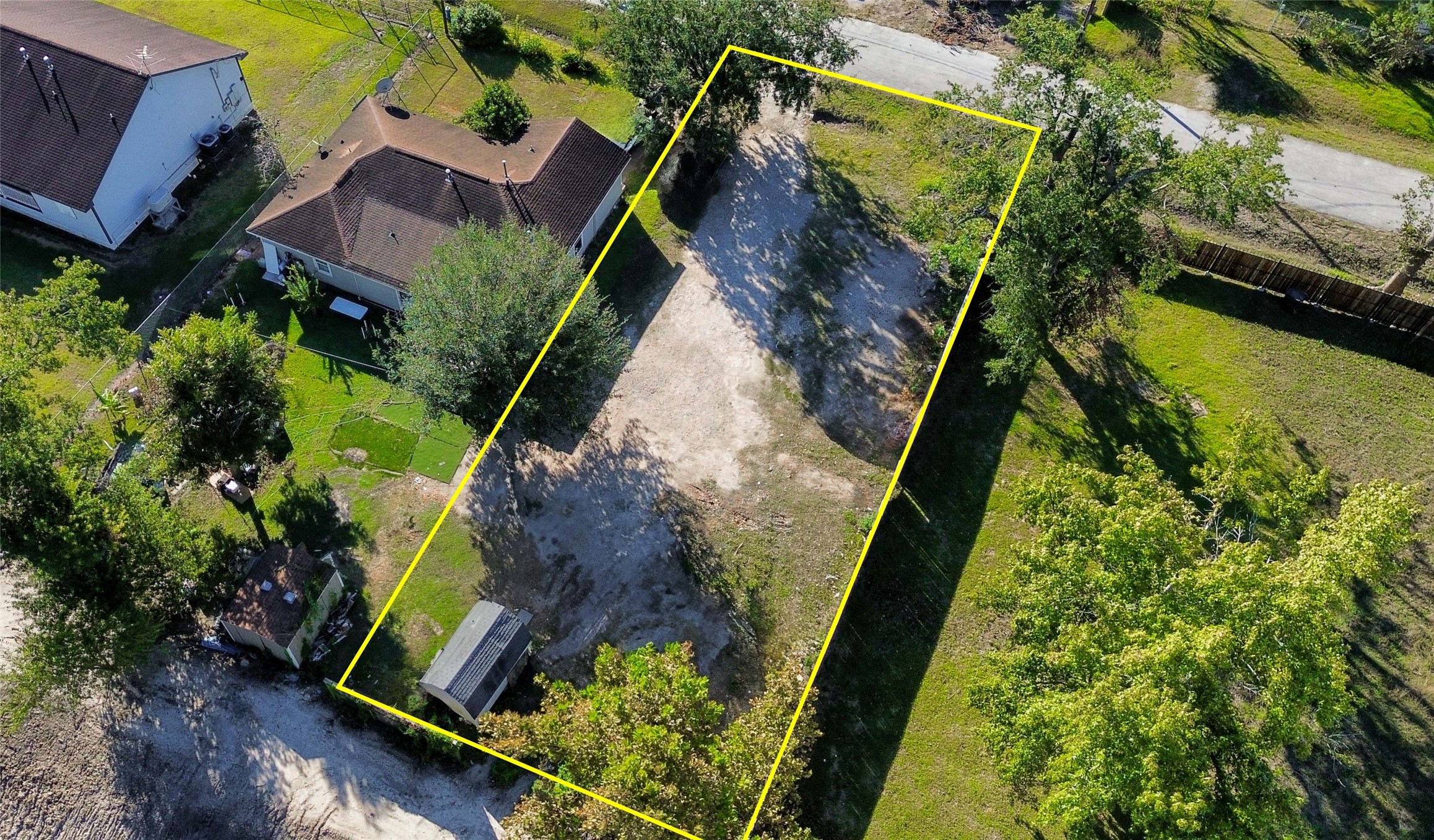 514 Marcella Street Houston, TX 77091 - Photo 4 of 8 a aerial view of a house with swimming pool
