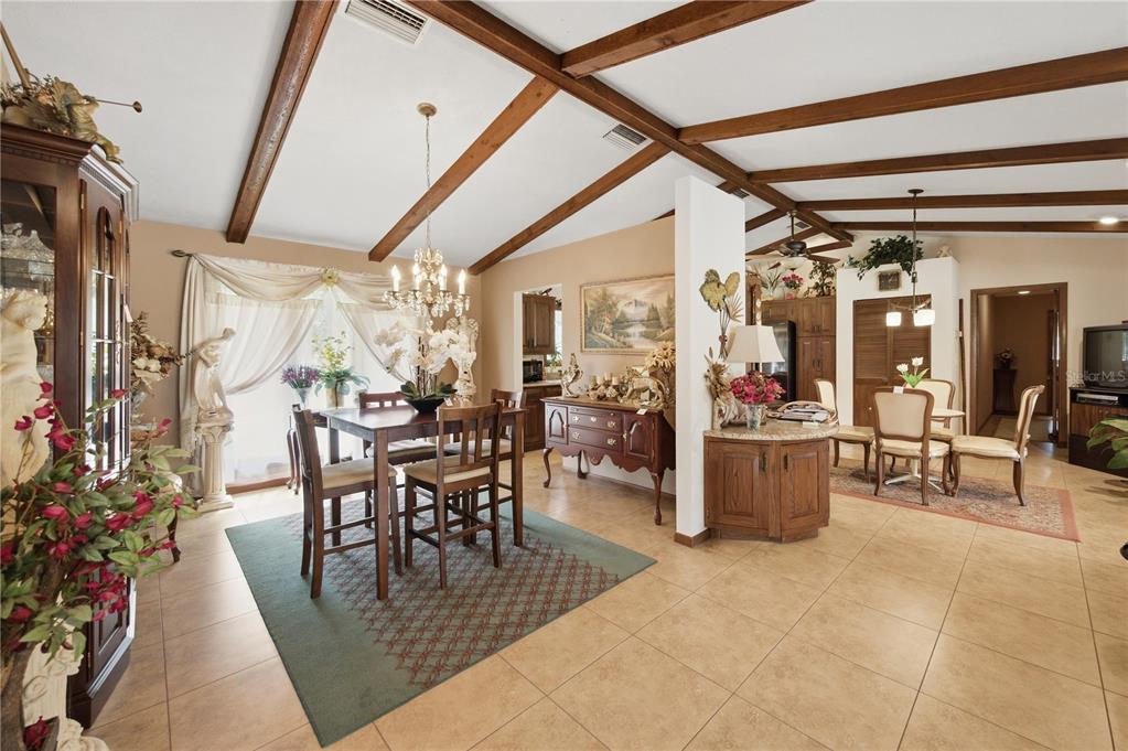 701 Southeast 123rd Street Road Ocala, FL 34480 - Photo 7 of 43 Gallery Image 7
