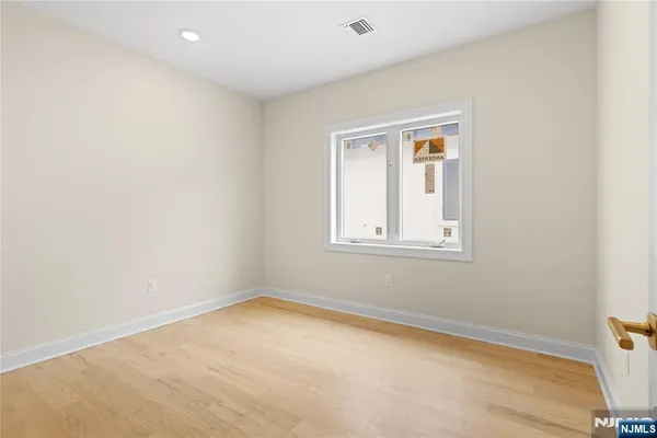 $7,200 | 45 Lincoln Avenue, Cliffside Park, NJ 07010