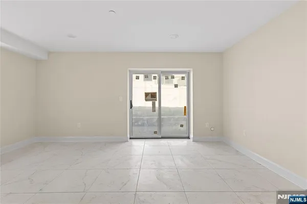 $7,200 | 45 Lincoln Avenue, Cliffside Park, NJ 07010