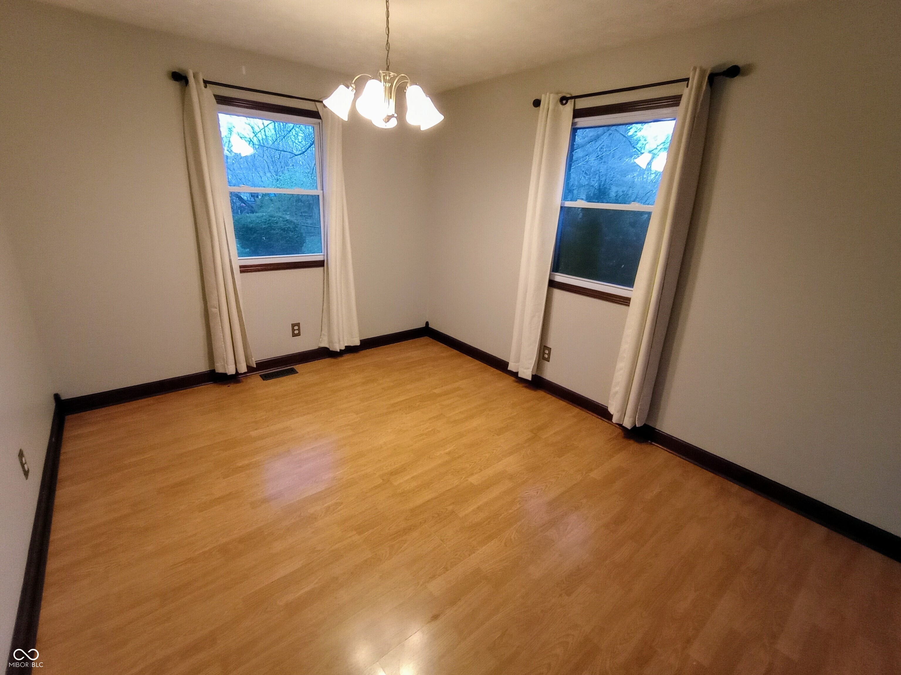 951 Apple Valley Road Greenwood, IN 46142 - Photo 28 of 42 Gallery Image 28