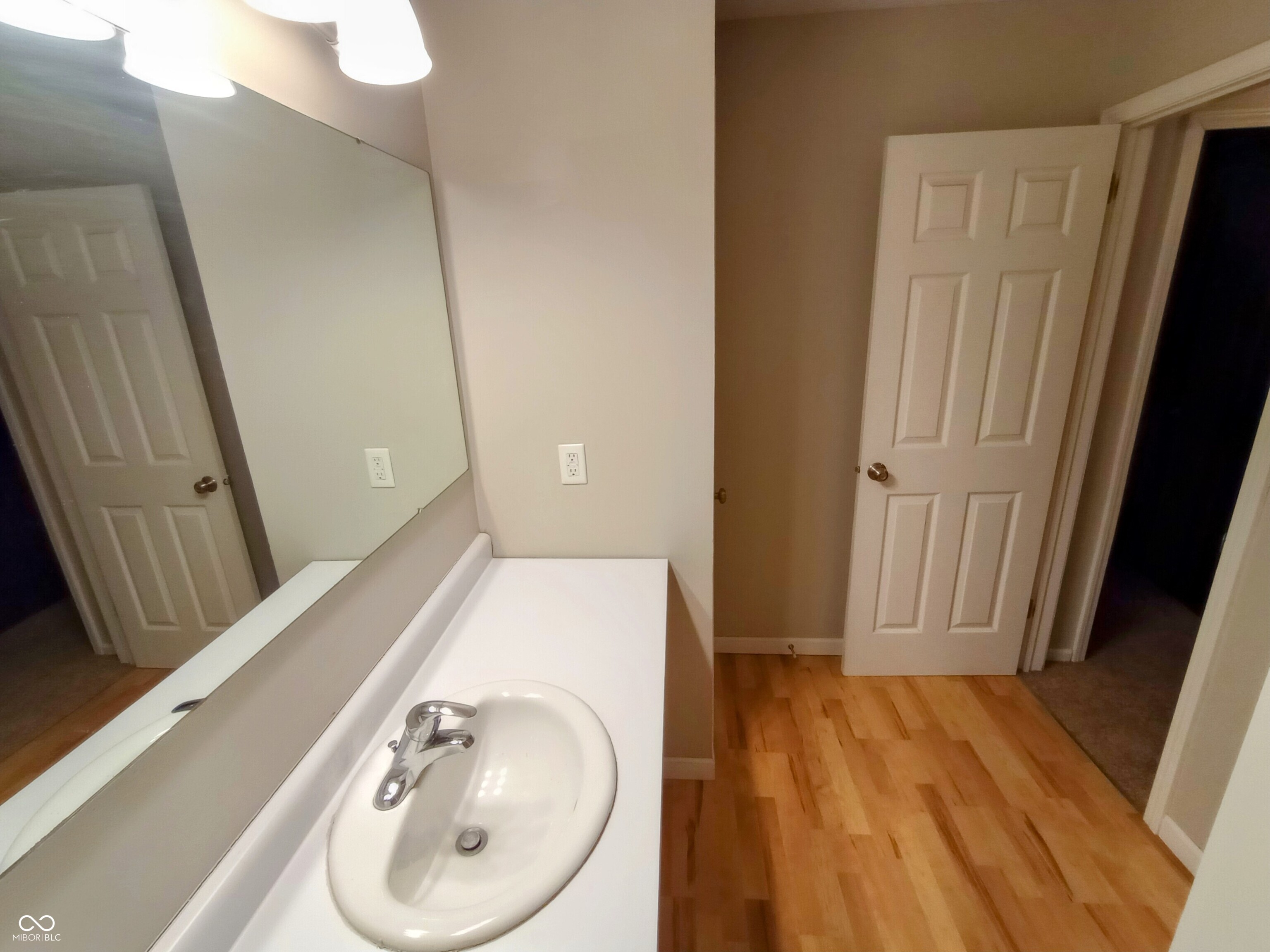 951 Apple Valley Road Greenwood, IN 46142 - Photo 34 of 42 Gallery Image 34