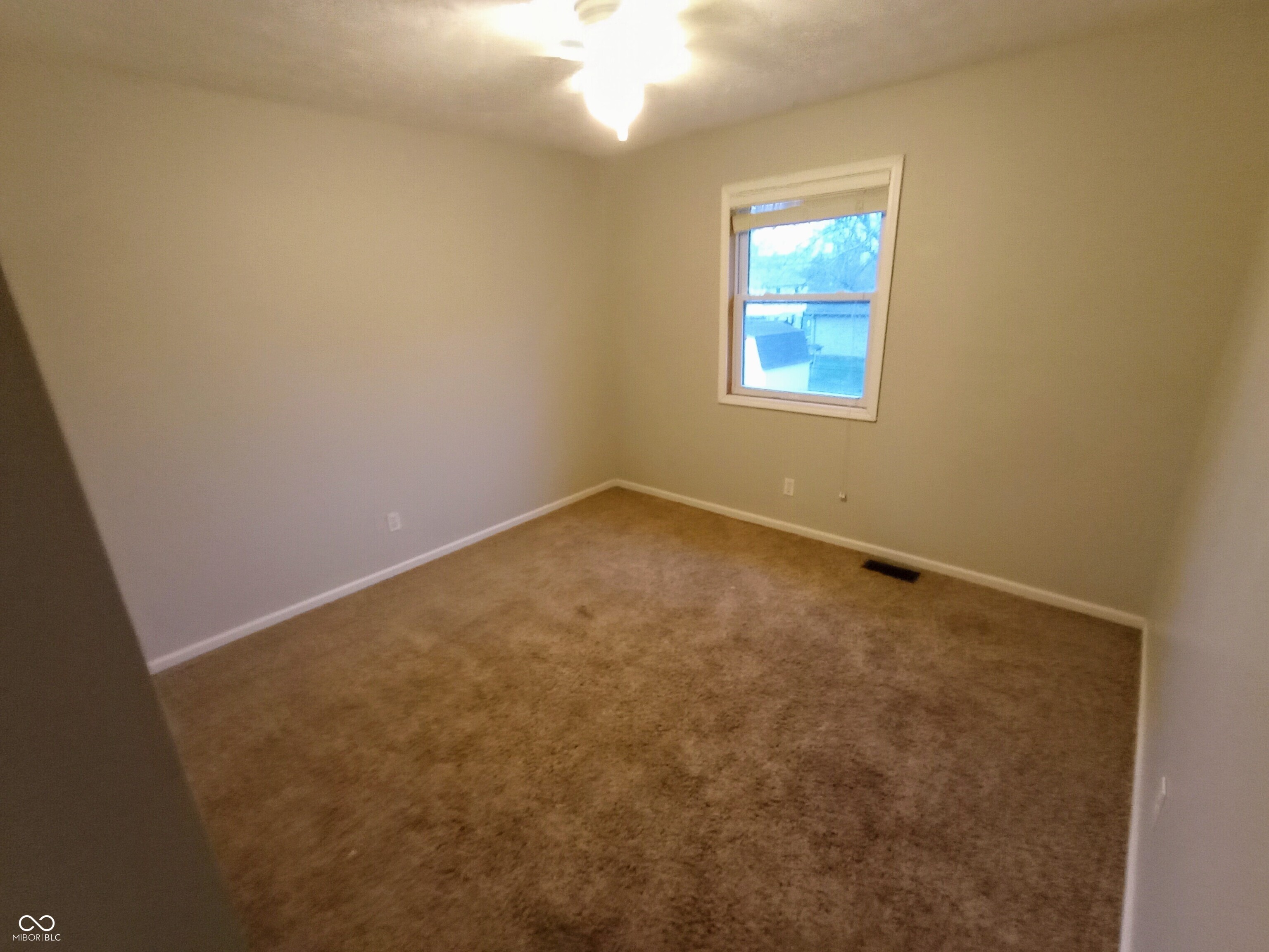 951 Apple Valley Road Greenwood, IN 46142 - Photo 38 of 42 Gallery Image 38