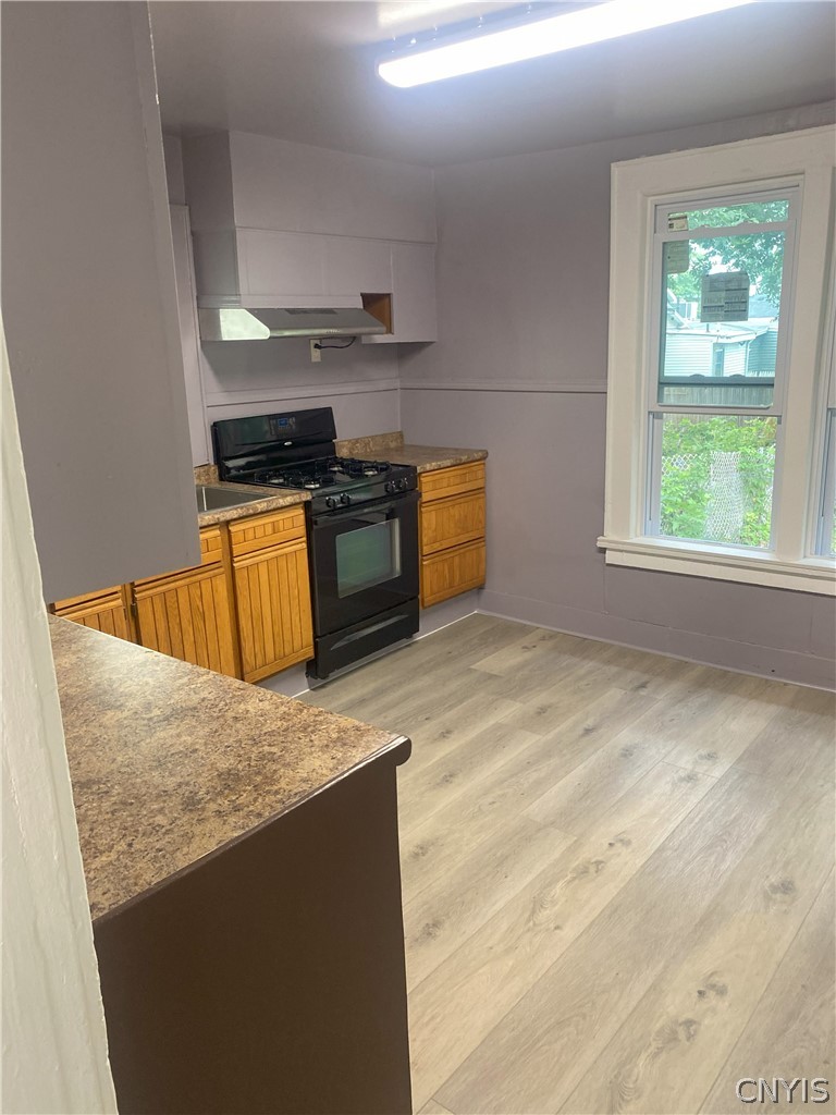 2407 Lodi Street Syracuse, NY 13208 - Photo 15 of 41