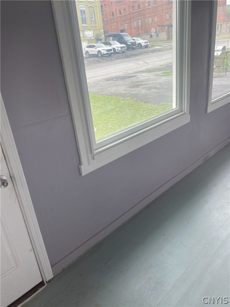 2407 Lodi Street Syracuse, NY 13208 - Photo 3 of 41