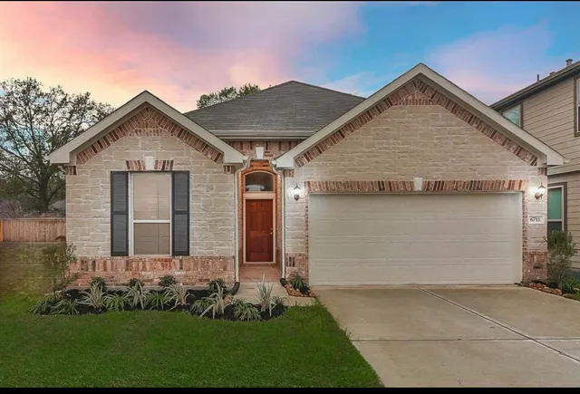 $2,075 | 6711 Knoll Spring Way, Houston, TX 77084