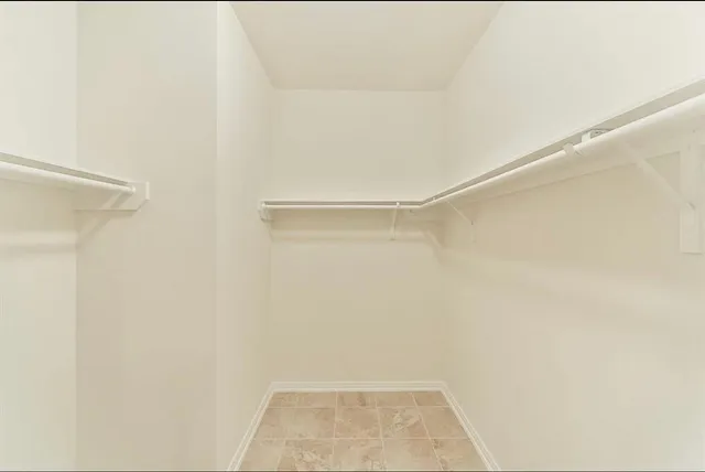 $2,075 | 6711 Knoll Spring Way, Houston, TX 77084