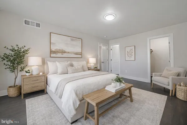 $189,000 | 3122 Brinkley Road, Unit 102, Temple Hills, MD 20748