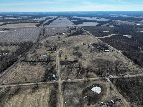 $244,000 | 4162 1st Street, Richards, MO 64778