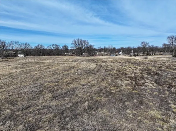 $244,000 | 4162 1st Street, Richards, MO 64778