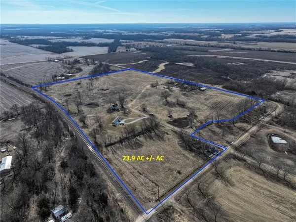 $244,000 | 4162 1st Street, Richards, MO 64778