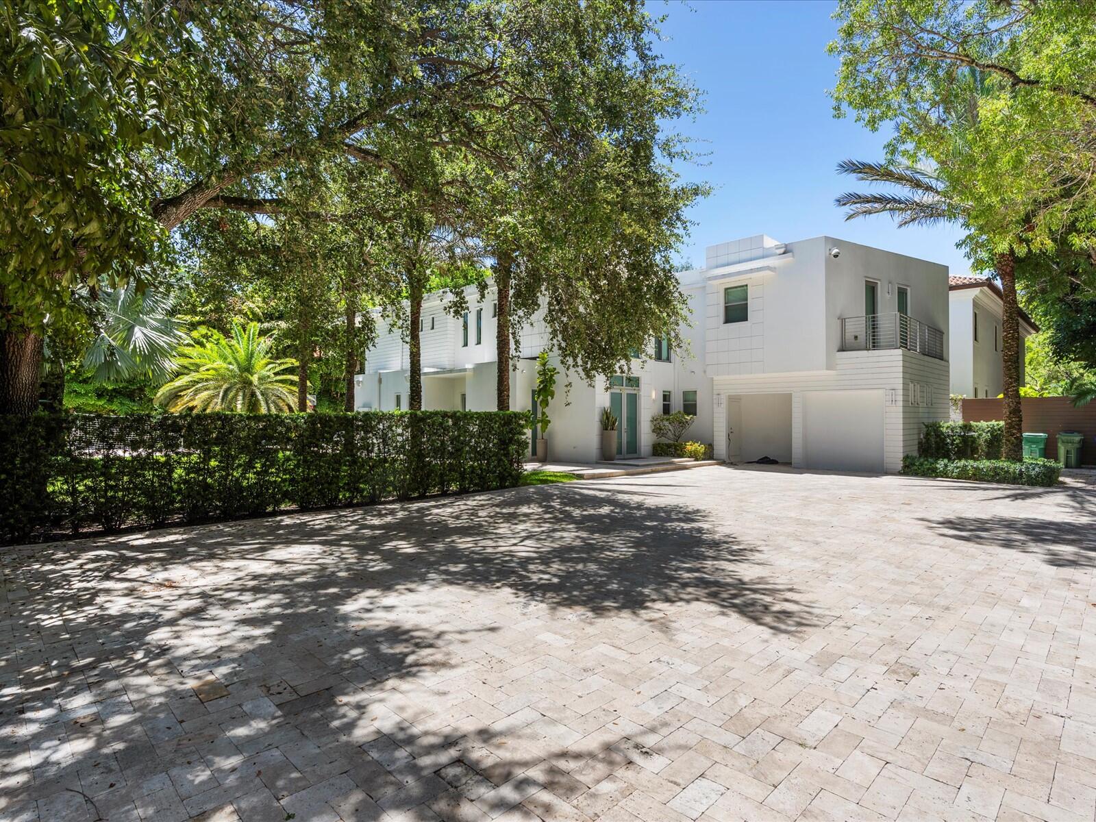 3917 Southwest 42nd Avenue Miami, FL 33133 - Photo 5 of 60 04-Exterior Front