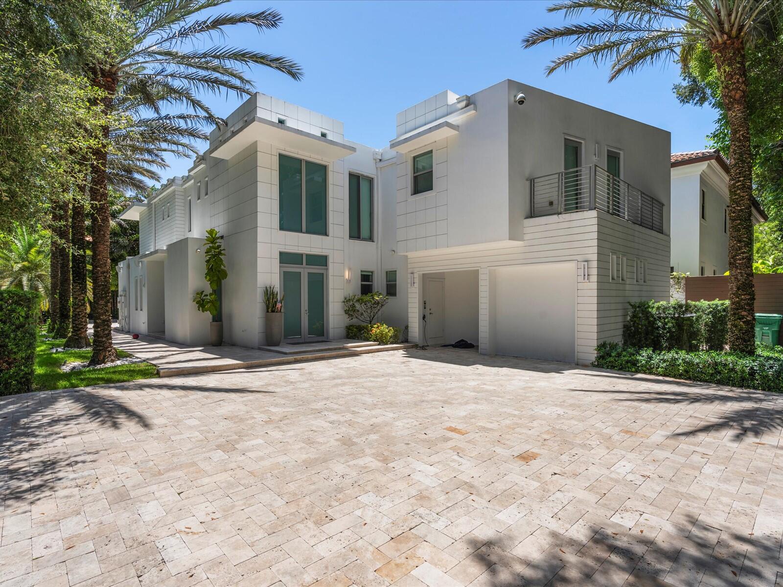 3917 Southwest 42nd Avenue Miami, FL 33133 - Photo 6 of 60 05-Exterior Front