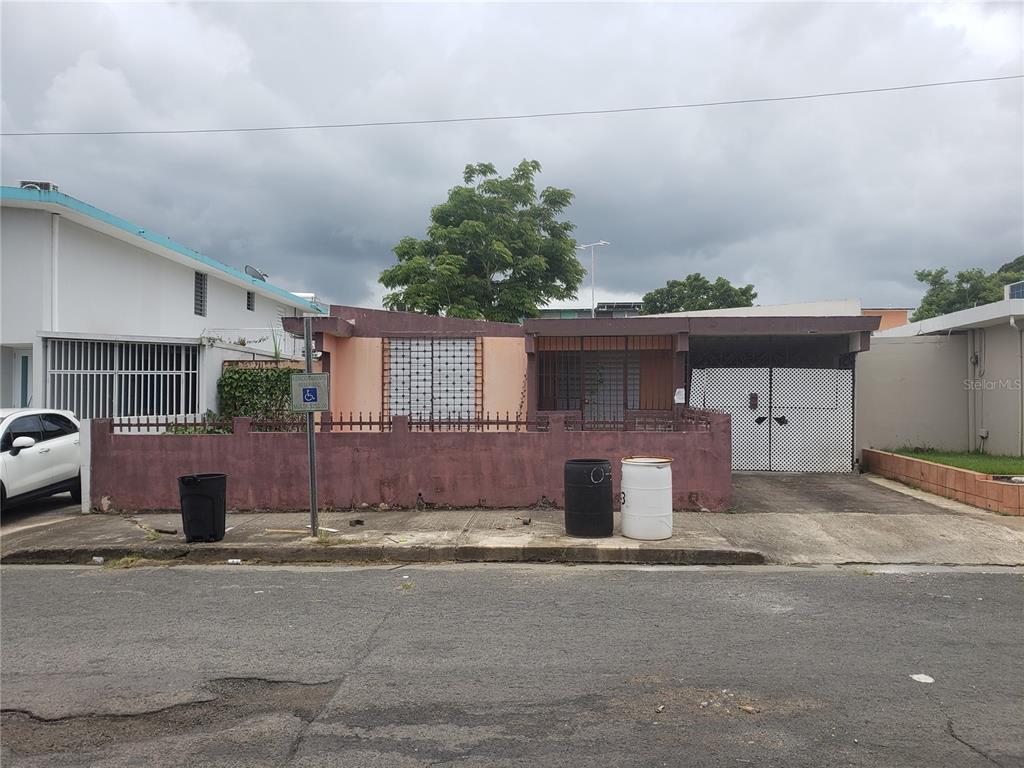 3 Calle 2 Bayamon, PR 00956 - Photo 1 of 1 a view of a house with a street
