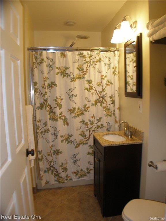 40340 Winfield Road Canton, MI 48188 - Photo 12 of 25 Master Bath