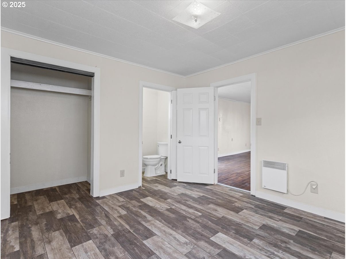 246 Jacobson Road Cathlamet, WA 98612 - Photo 14 of 33 a view of empty room