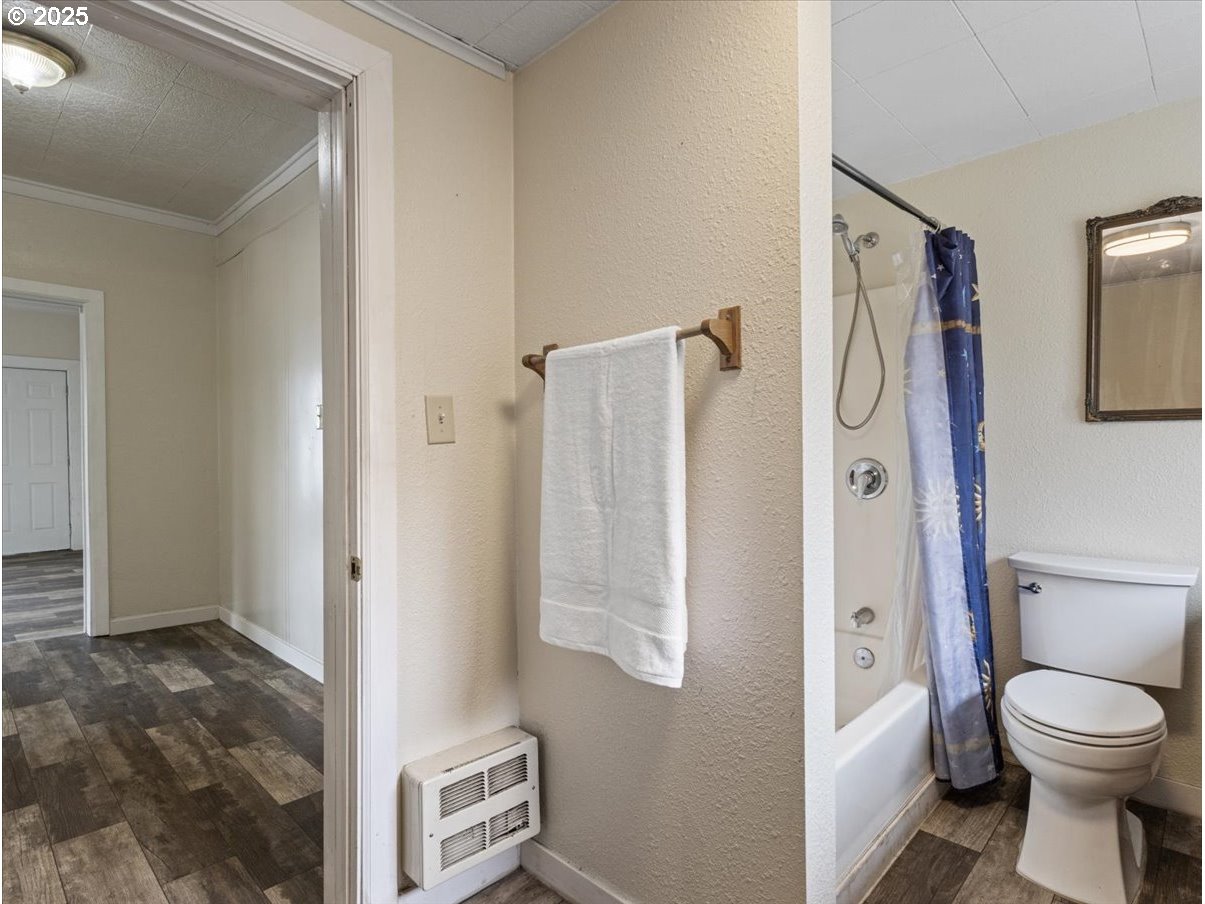 246 Jacobson Road Cathlamet, WA 98612 - Photo 22 of 33 a bathroom with a toilet sink and shower