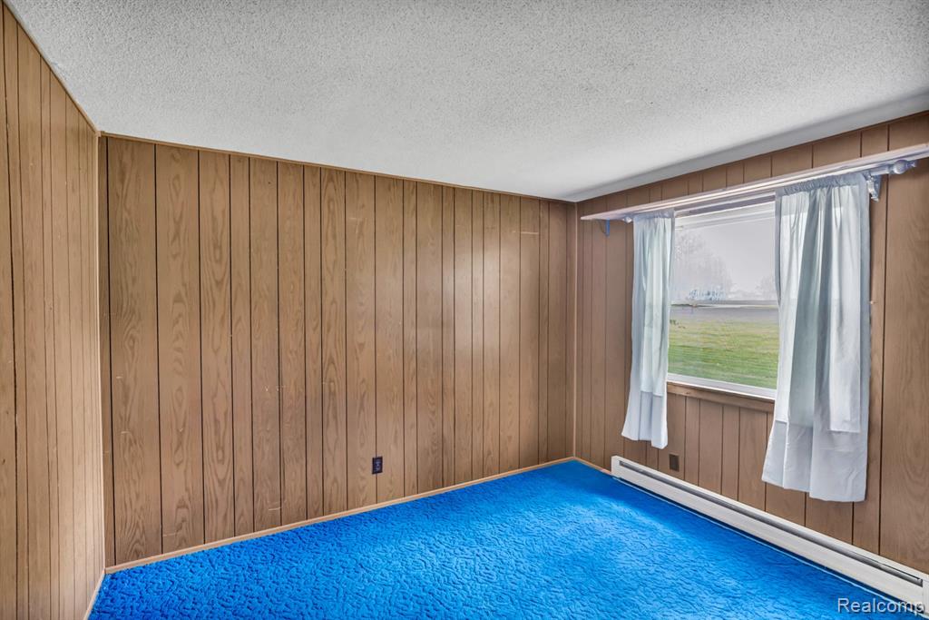 15387 Schultz Road Allenton, MI 48002 - Photo 14 of 34
