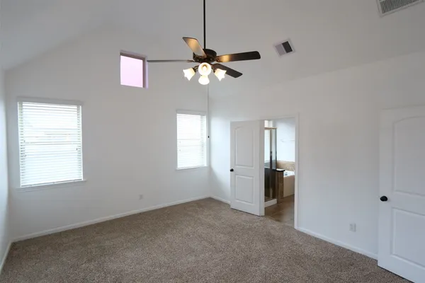 $2,100 | 12211 Stellano Lane, Richmond, TX 77406
