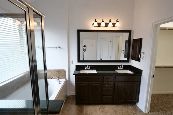 $2,100 | 12211 Stellano Lane, Richmond, TX 77406