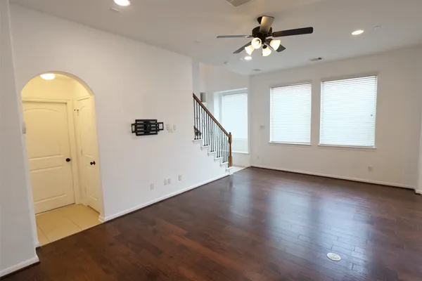 $2,100 | 12211 Stellano Lane, Richmond, TX 77406