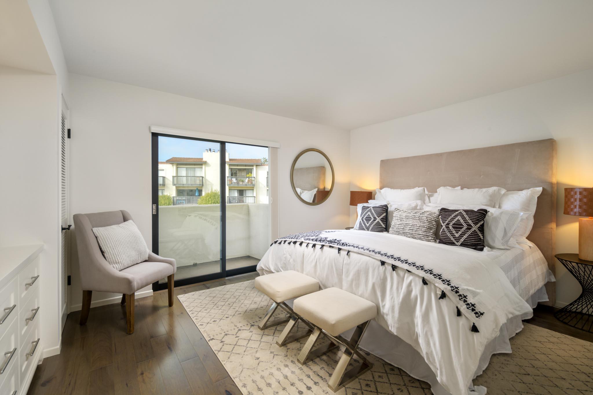 3375 Foothill Road, Unit 221 Carpinteria, CA 93013 - Photo 7 of 22 Primary Bedroom