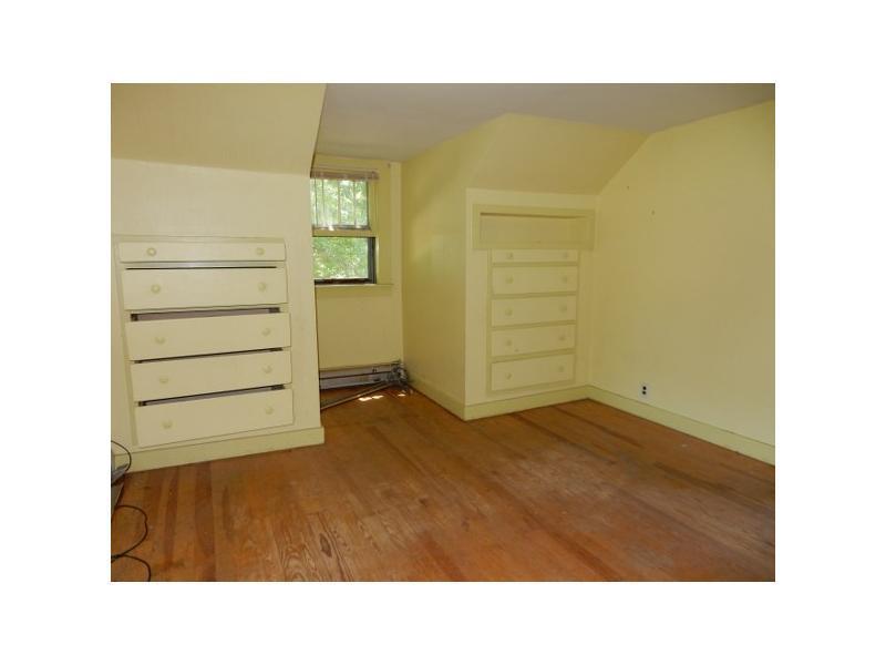 151 Old Post Road Arundel, ME 04046 - Photo 10 of 10 Bedroom.