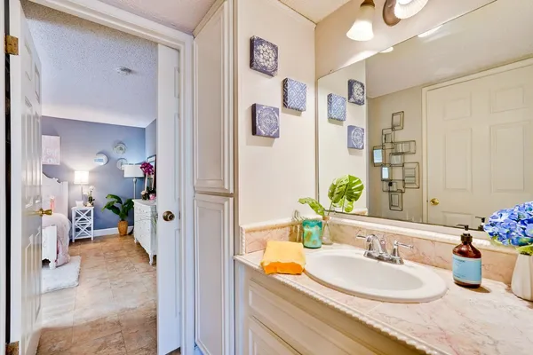 $470,000 | 259 North Capitol Avenue, Unit 163, San Jose, CA 95127