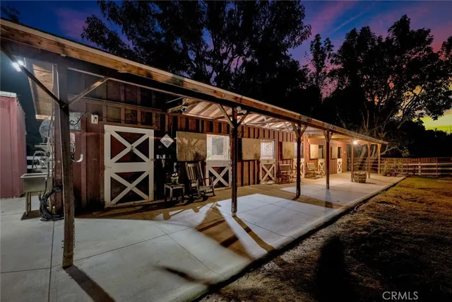 a picture of a bathroom with a window
