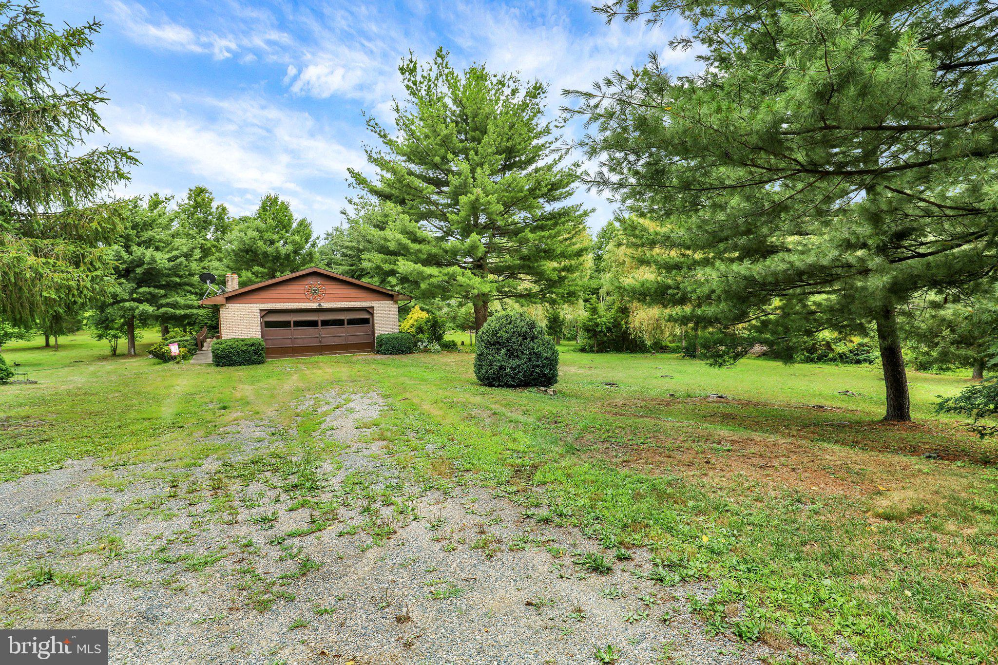 640 Layfield Road Perkiomenville, PA 18074 - Photo 30 of 36 360_5537