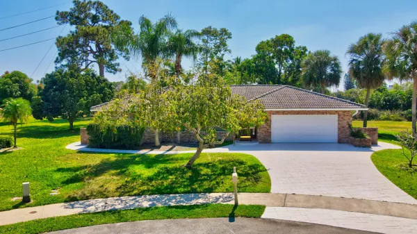 $1,296,000 | 2334 Timbercreek Circle Northwest, Boca Raton, FL 33431