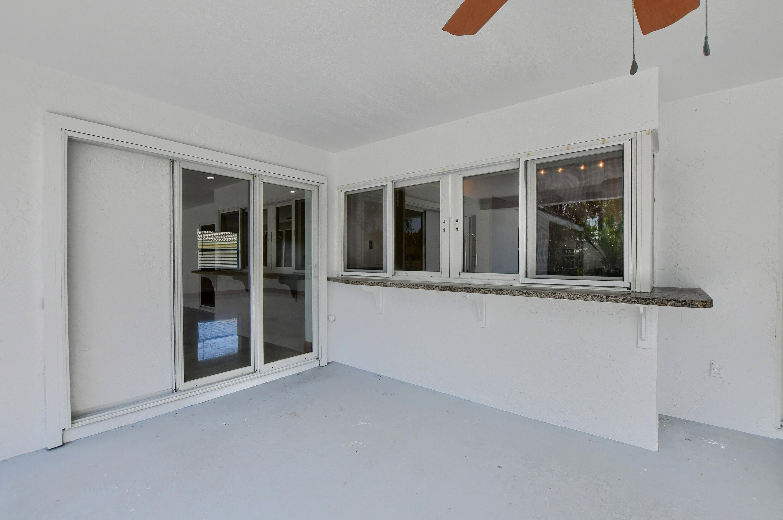 2334 Timbercreek Circle Northwest Boca Raton, FL 33431 - Photo 42 of 53 Outside bar