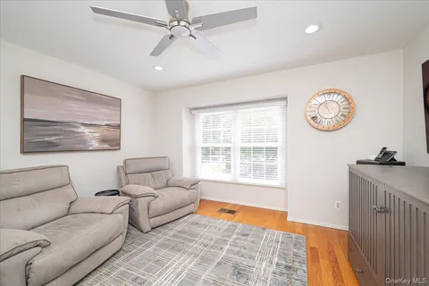 $829,000 | 55 Lakebridge Drive South, Kings Park, NY 11754