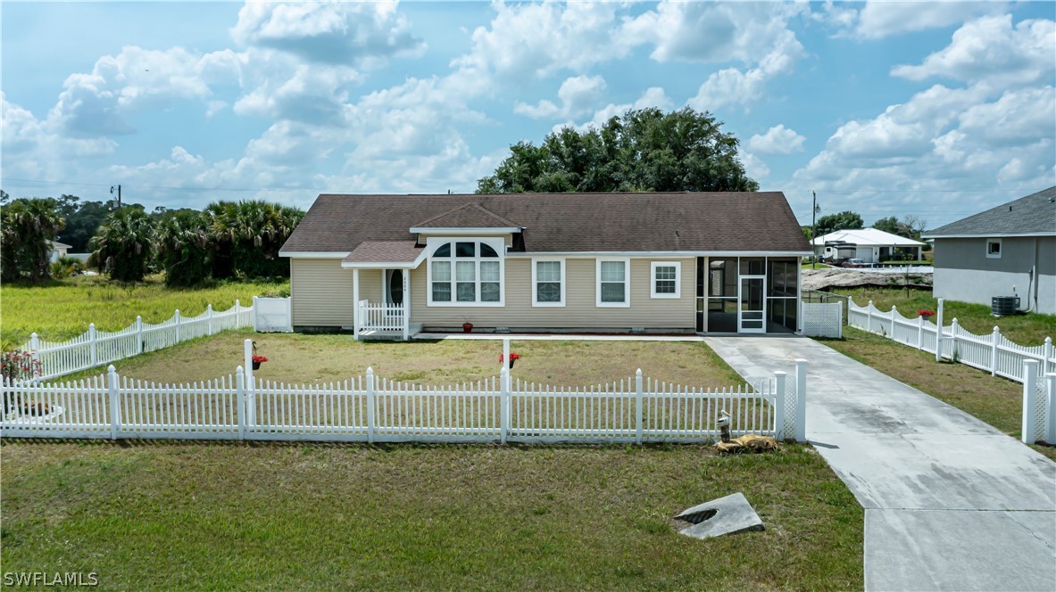 2004 Hercules Road LaBelle, FL 33935 - Photo 36 of 44 Gallery Image 36