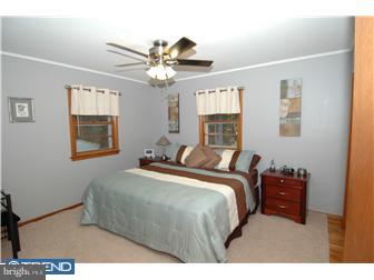 1202 Hedding Jacksonville Road Columbus, NJ 08022 - Photo 6 of 12 Bedroom - Main
