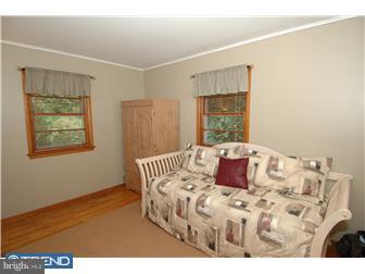 1202 Hedding Jacksonville Road Columbus, NJ 08022 - Photo 7 of 12 Bedroom 2