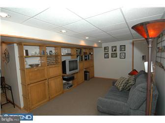 1202 Hedding Jacksonville Road Columbus, NJ 08022 - Photo 9 of 12 Basement - Finished