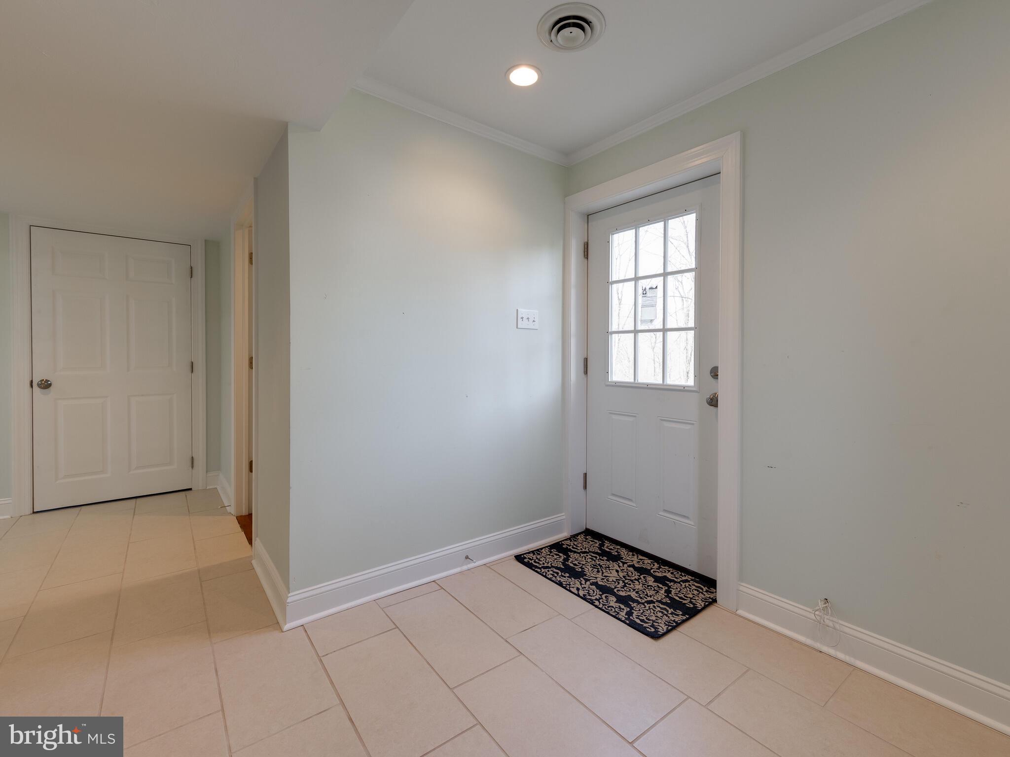 855 Highspire Road Glenmoore, PA 19343 - Photo 29 of 45 Breakfast nook looking to full bath