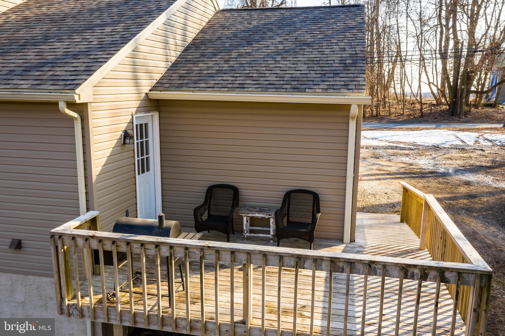 Private views from this 10x16 deck