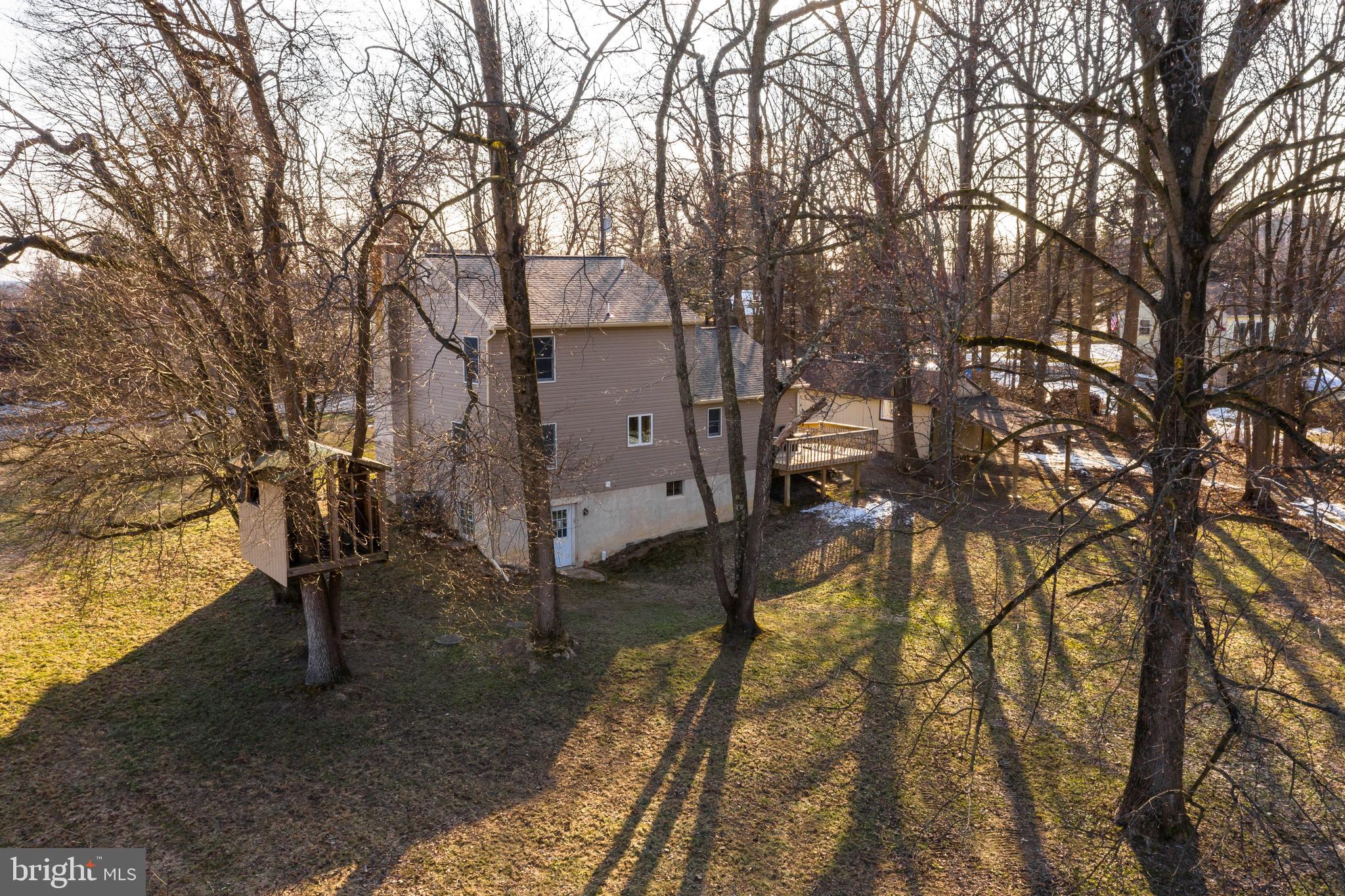 855 Highspire Road Glenmoore, PA 19343 - Photo 8 of 45 Expansive back and side yards