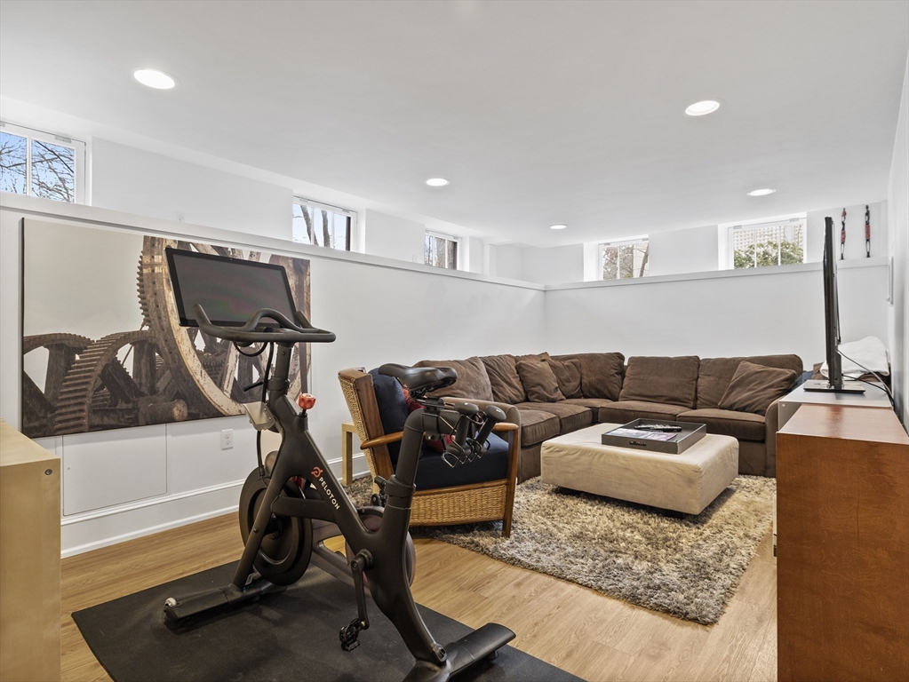 70 Curve Street Wellesley, MA 02482 - Photo 28 of 33