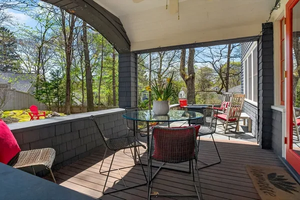 $2,500,000 | 70 Curve Street, Wellesley, MA 02482