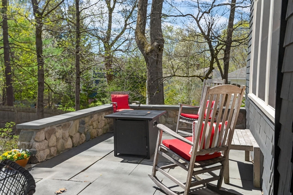 70 Curve Street Wellesley, MA 02482 - Photo 30 of 33